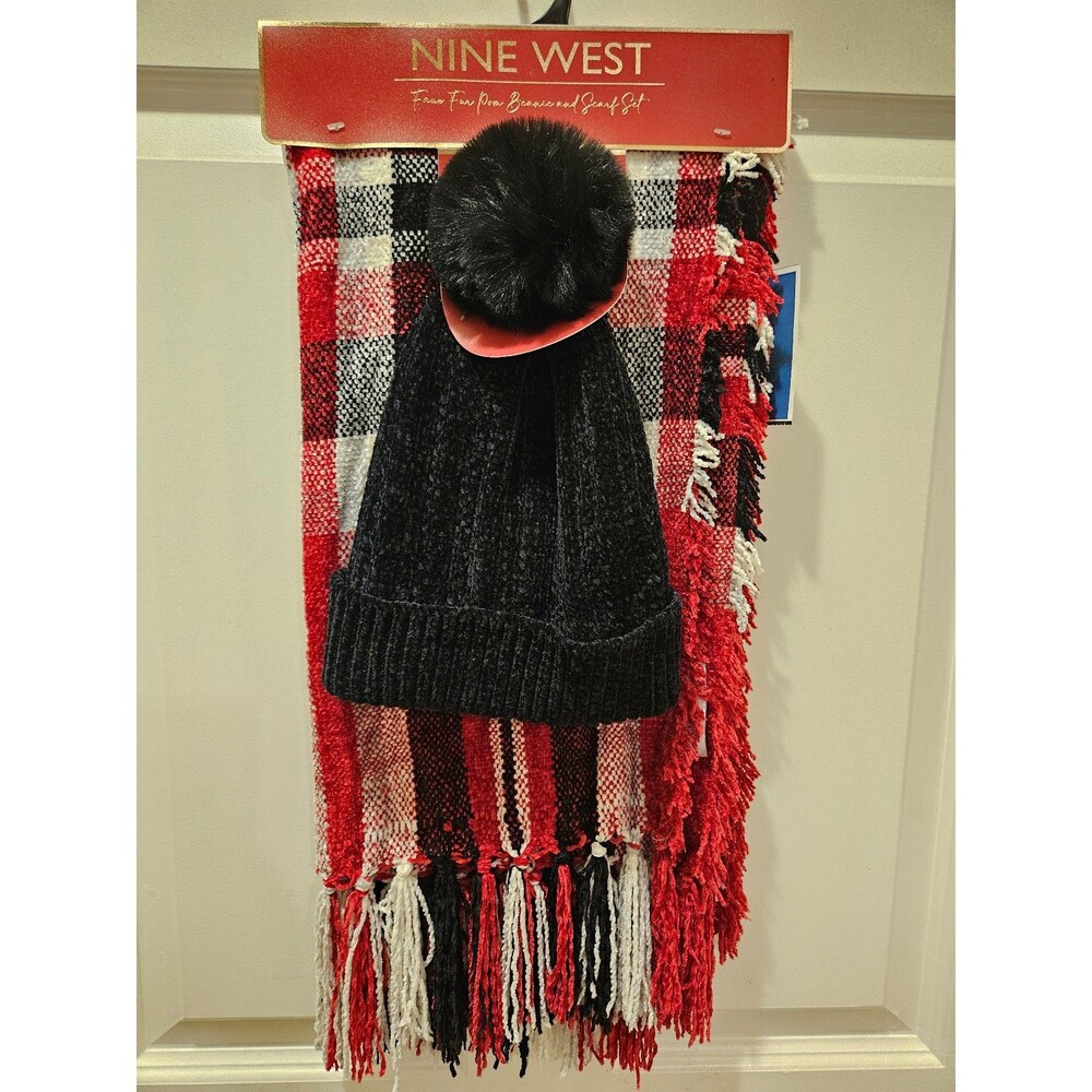 Scarf and Beanie Set Very Soft New Gift Winter Wear Black Red